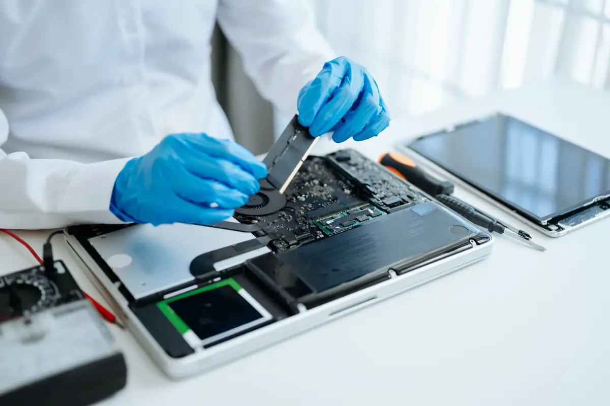 Laptop & MacBook Repair
